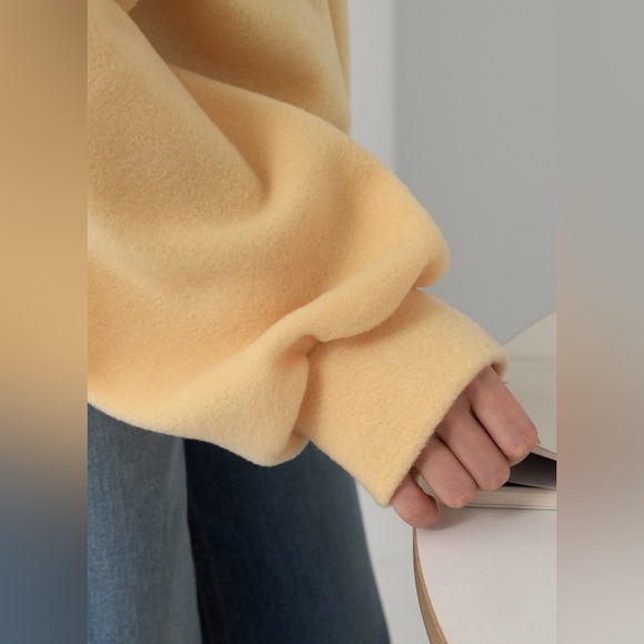 Yolk Yellow Oversized Sweatshirt with Heart Embroidery - Picture 6 of 6